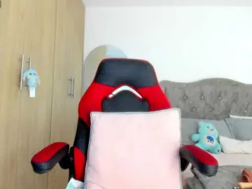 MiaAdams  live sex cam
