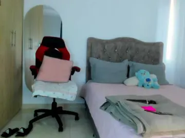 MiaAdams  live sex cam
