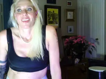 MylfGlama  live sex cam