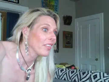 MylfGlama  live sex cam