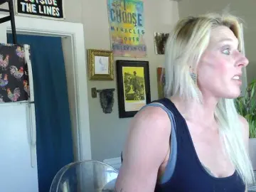 MylfGlama  live sex cam