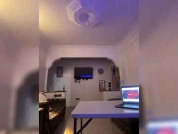 Papisha1  live sex cam