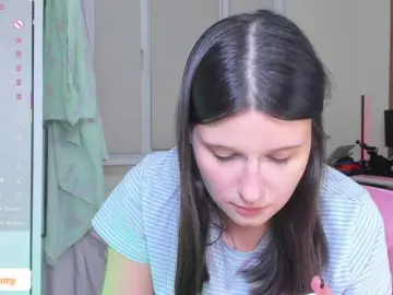 Charmesmi  live sex cam