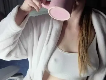 CreamyWoman  live sex cam