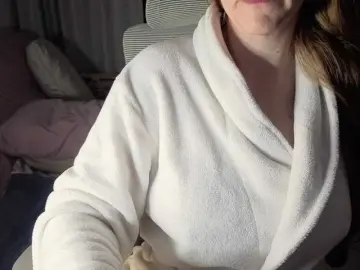 CreamyWoman  live sex cam