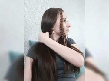 LindaMurr  live sex cam