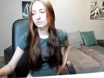 LindaMurr  live sex cam