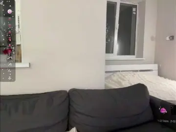 Moonika  live sex cam