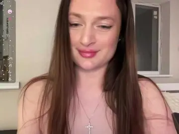 Moonika  live sex cam