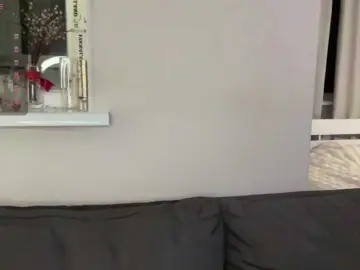 Moonika  live sex cam