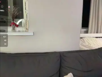 Moonika  live sex cam