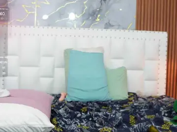 PlumpVixen  live sex cam