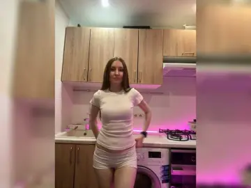 Queenray  live sex cam