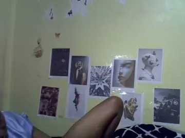 Sexxyfrey  live sex cam