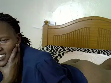 Sexxyfrey  live sex cam