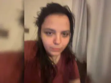 Tinochka9  live sex cam