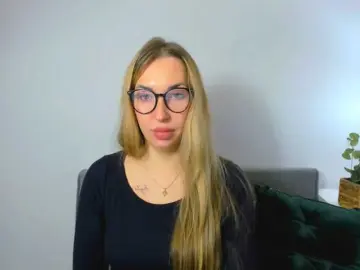 AriaBeauty  live sex cam