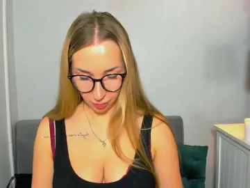 AriaBeauty  live sex cam