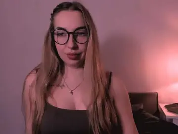 AriaBeauty  live sex cam