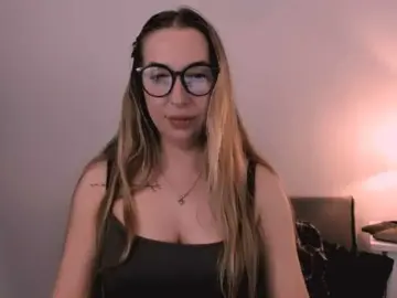 AriaBeauty  live sex cam