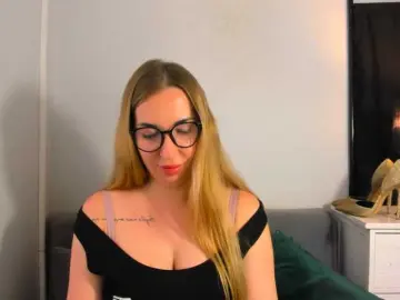 AriaBeauty  live sex cam