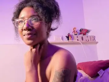 CarolineS  live sex cam