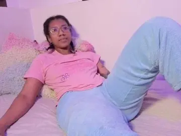 CarolineS  live sex cam