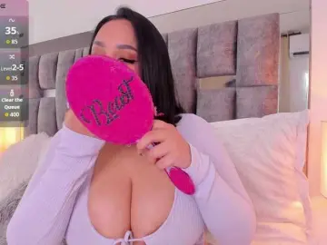 IrisEvans  live sex cam