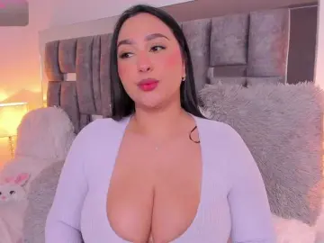 IrisEvans  live sex cam