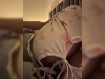 IrisEvans  live sex cam