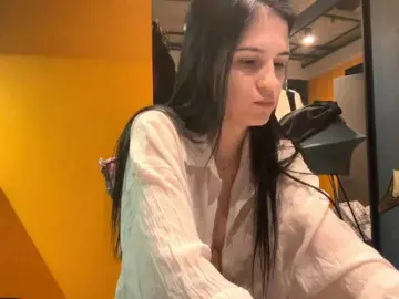 LeslieSmutz  live sex cam