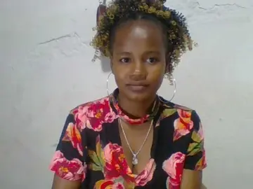 Marceliahh  live sex cam