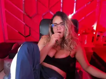 OliviaFox  live sex cam