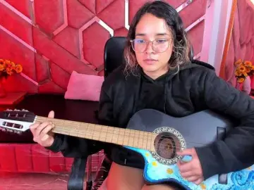 OliviaFox  live sex cam