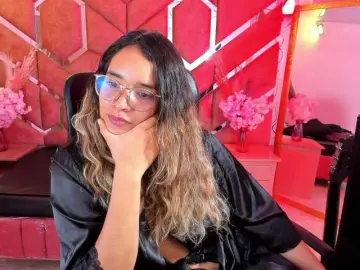 OliviaFox  live sex cam