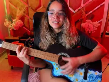 OliviaFox  live sex cam