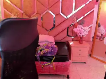 OliviaFox  live sex cam