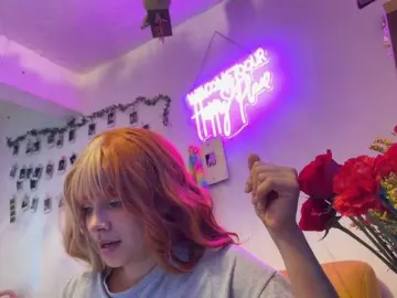 OliviaFox  live sex cam