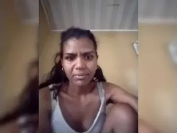 Royblackhot  live sex cam