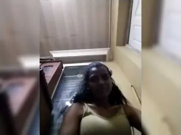 Royblackhot  live sex cam