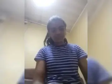 Royblackhot  live sex cam