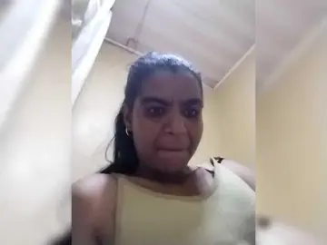 Royblackhot  live sex cam