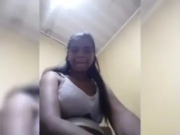 Royblackhot  live sex cam