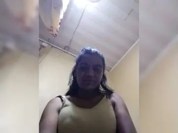 Royblackhot  live sex cam