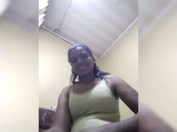 Royblackhot  live sex cam