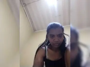 Royblackhot  live sex cam