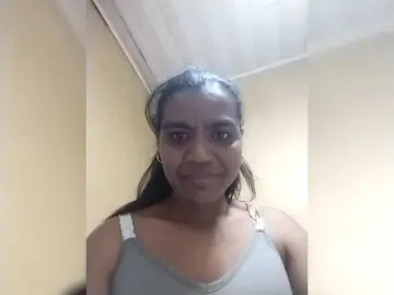Royblackhot  live sex cam