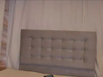 Xionelagatee  live sex cam