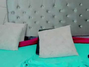 Xionelagatee  live sex cam