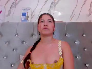 Xionelagatee  live sex cam